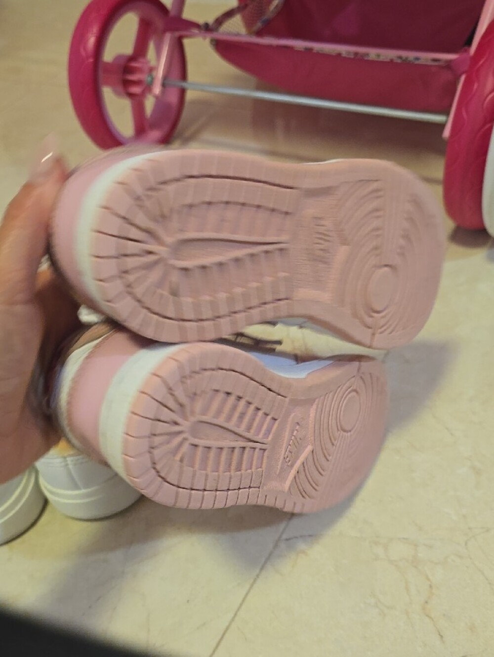 Nike Kids White & Pink Casual Sneakers Duo - Picture 7 of 8